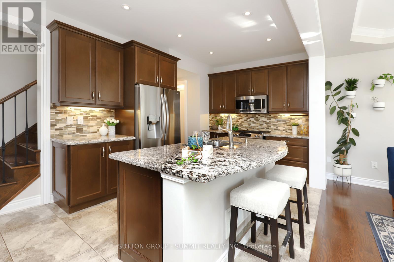 378 Blinco Terrace, Milton, Ontario  L9T 8Y6 - Photo 10 - W13042828