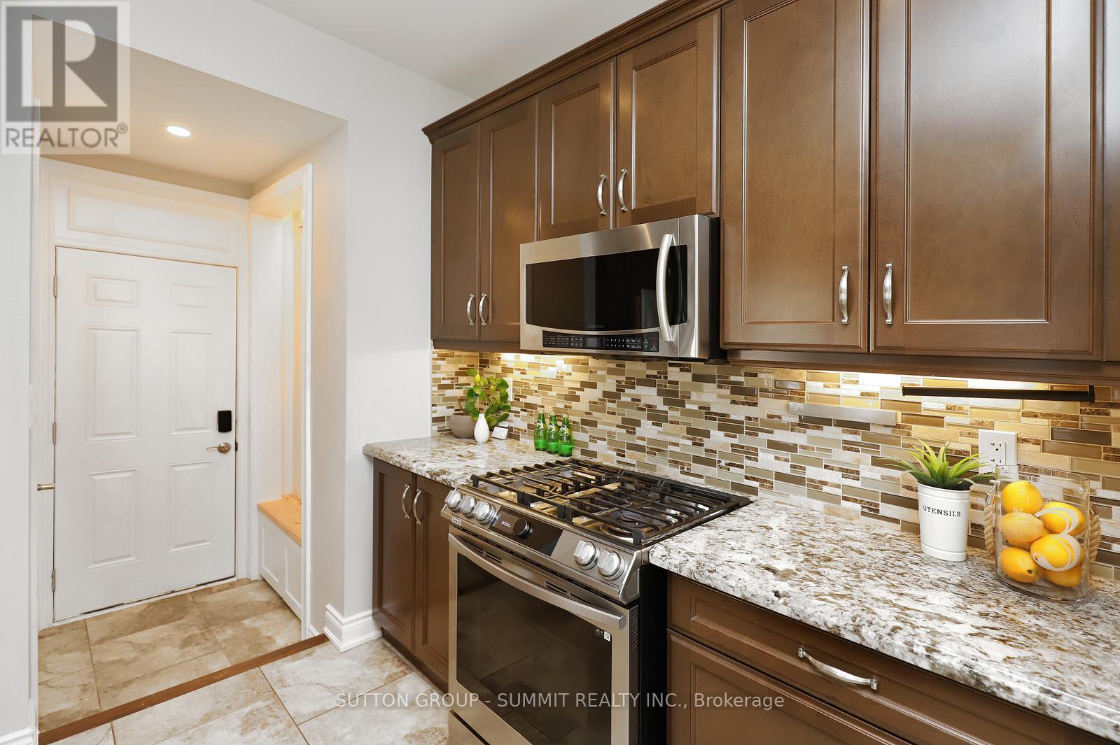 378 Blinco Terrace, Milton, Ontario  L9T 8Y6 - Photo 12 - W13042828