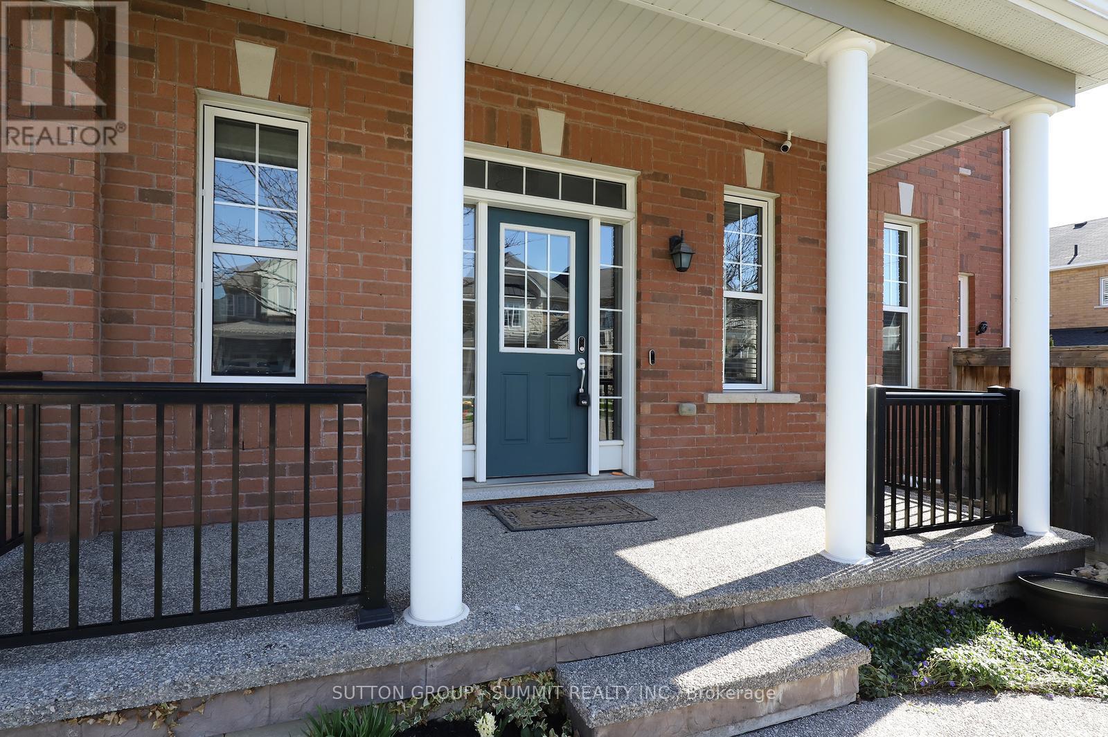 378 Blinco Terrace, Milton, Ontario  L9T 8Y6 - Photo 3 - W13042828