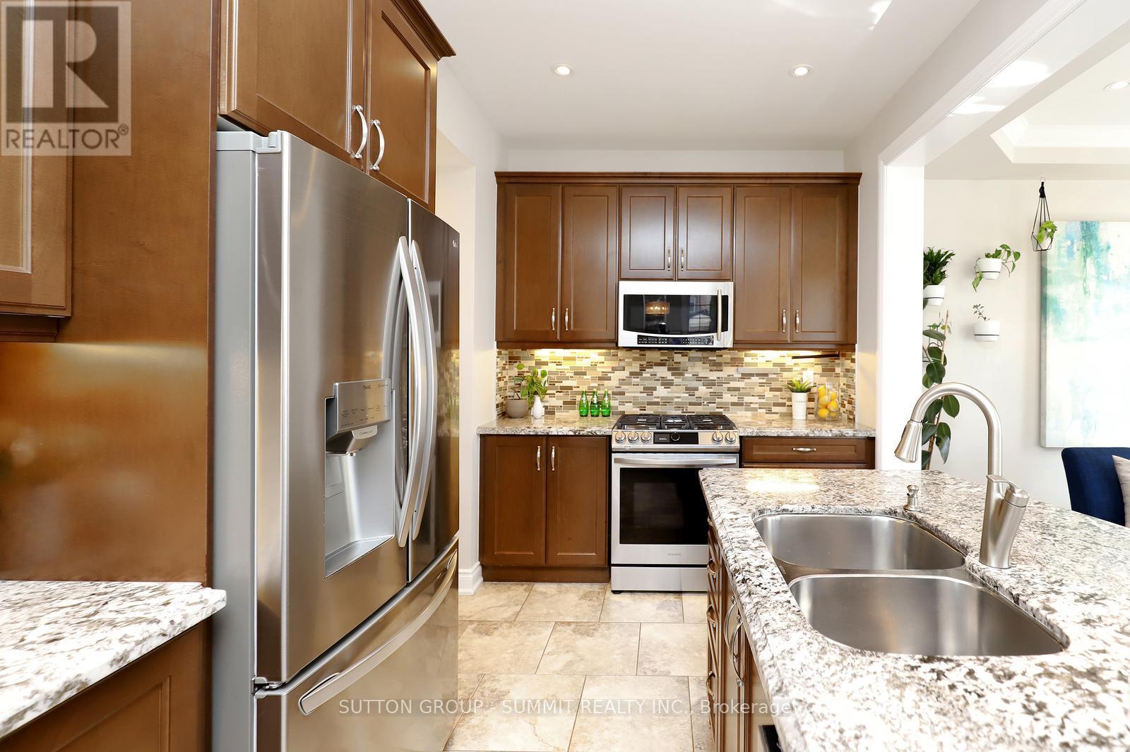 378 Blinco Terrace, Milton, Ontario  L9T 8Y6 - Photo 9 - W13042828