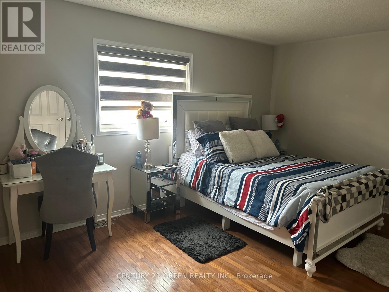 6 Oliti Court, Toronto, Ontario  M9L 3A3 - Photo 13 - W13042848