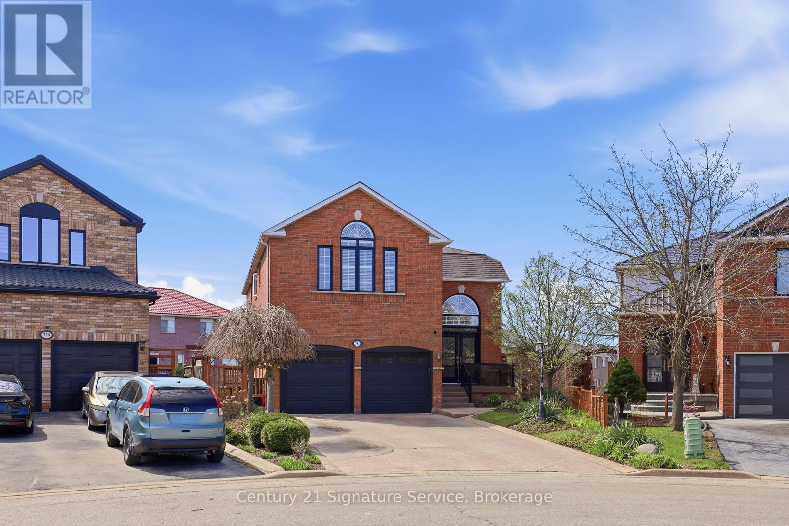 784 AVONSHIRE COURT, Mississauga, Ontario