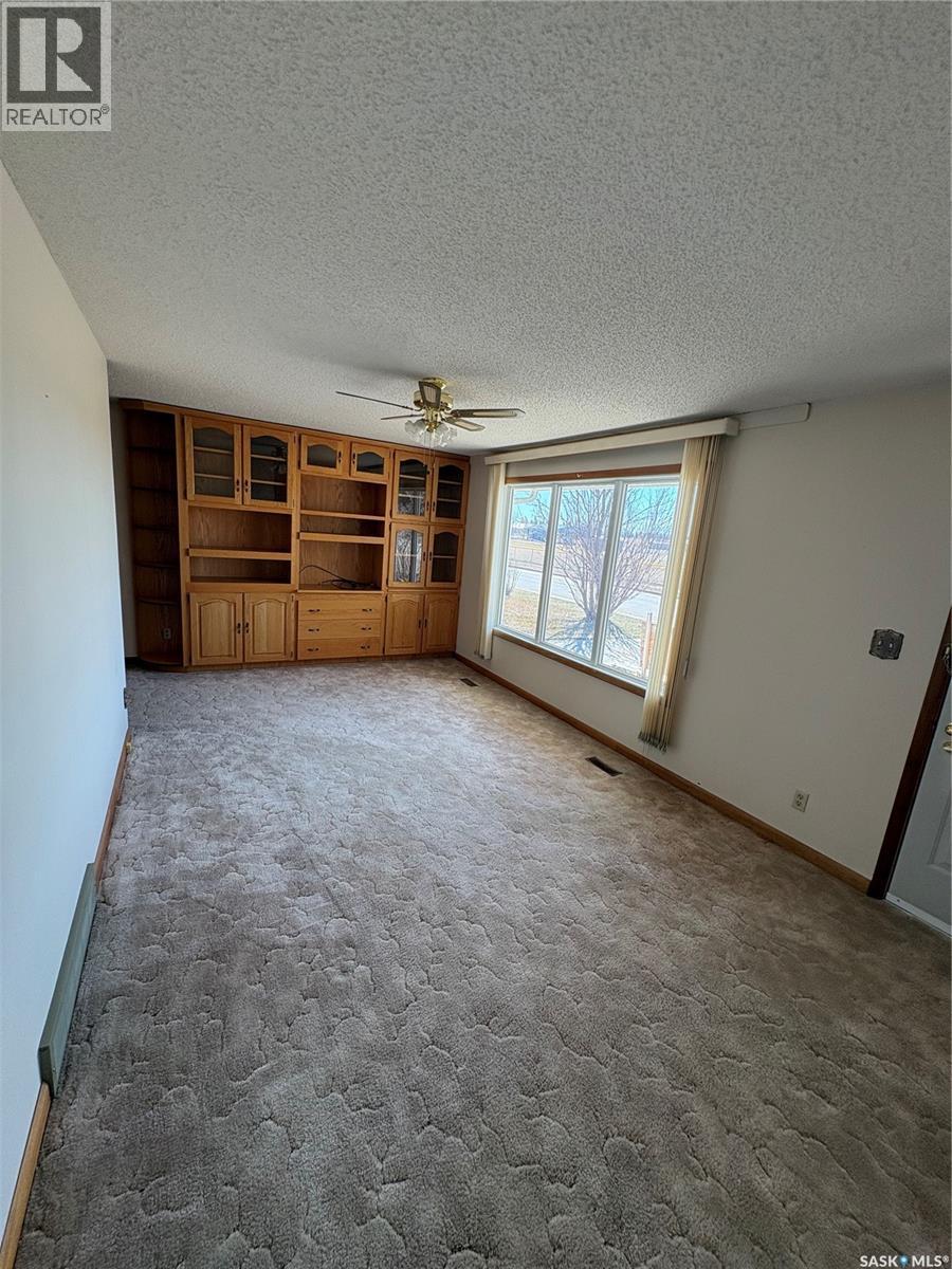 402 Fourth Street, Kipling, Saskatchewan  S0G 2S0 - Photo 12 - SK033861