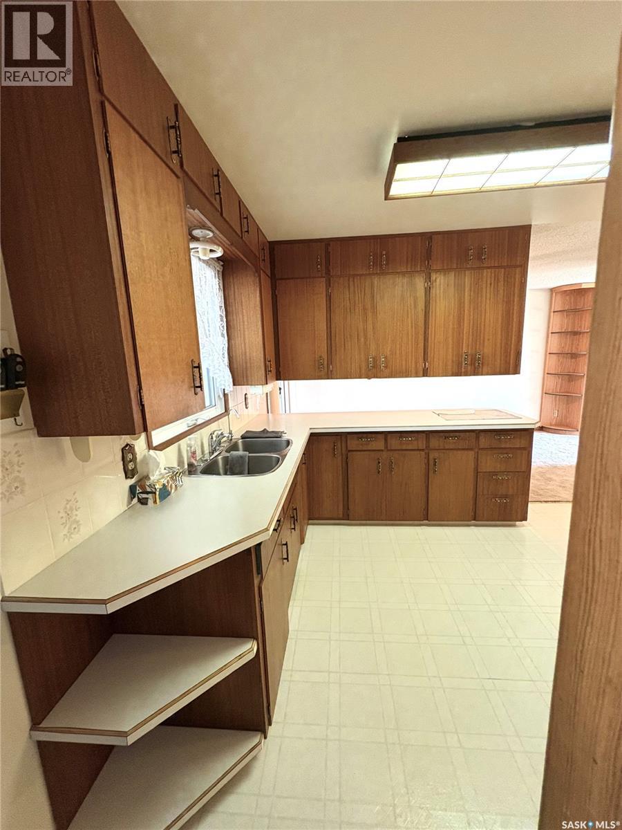 402 Fourth Street, Kipling, Saskatchewan  S0G 2S0 - Photo 8 - SK033861