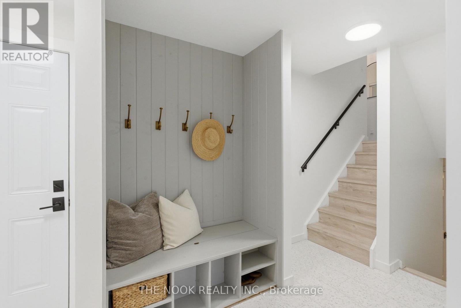 11 Lynn Crescent, Brock, Ontario  L0E 1E0 - Photo 30 - N12963428