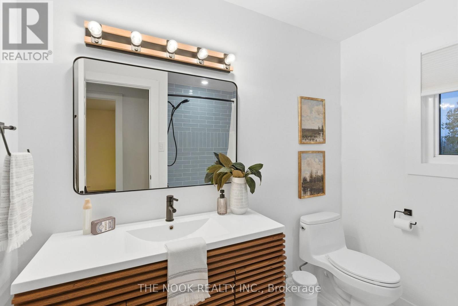 11 Lynn Crescent, Brock, Ontario  L0E 1E0 - Photo 28 - N12963428