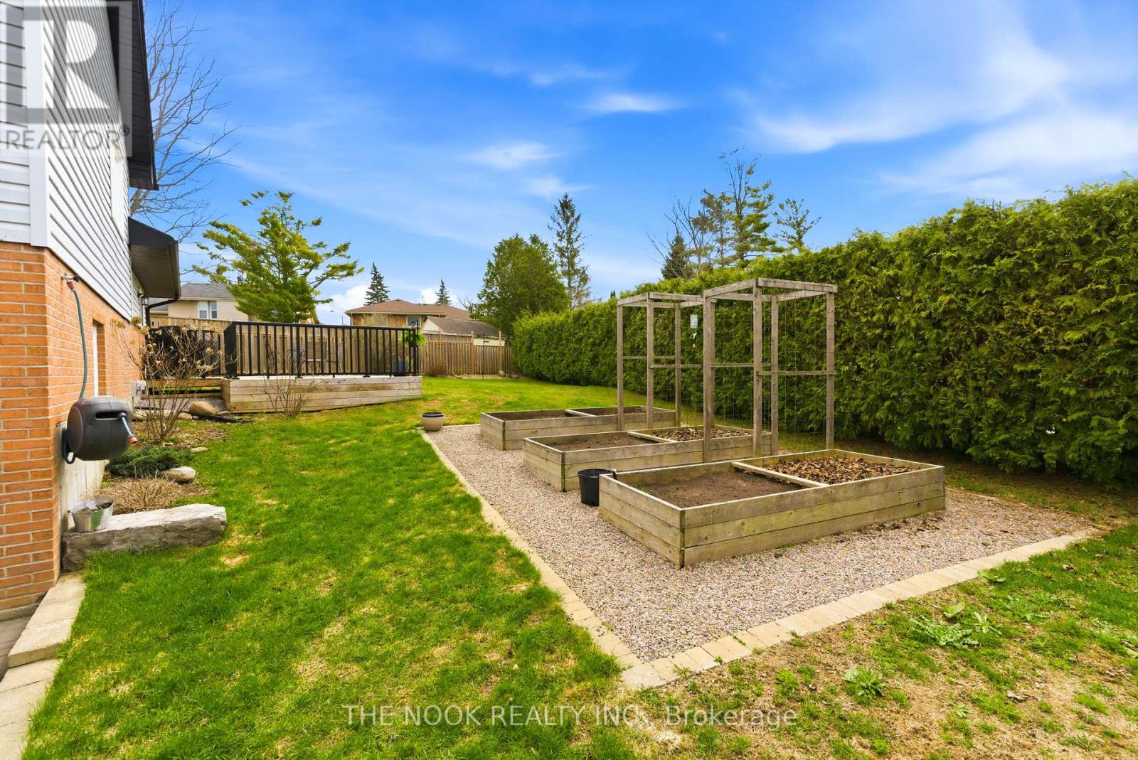 11 Lynn Crescent, Brock, Ontario  L0E 1E0 - Photo 42 - N12963428