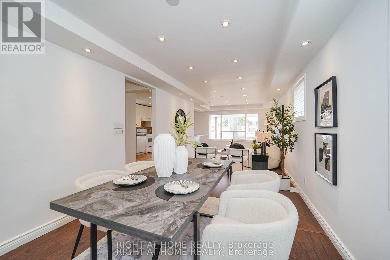 1083 Pharmacy Avenue, Toronto, Ontario  M1R 2H2 - Photo 14 - E13039328