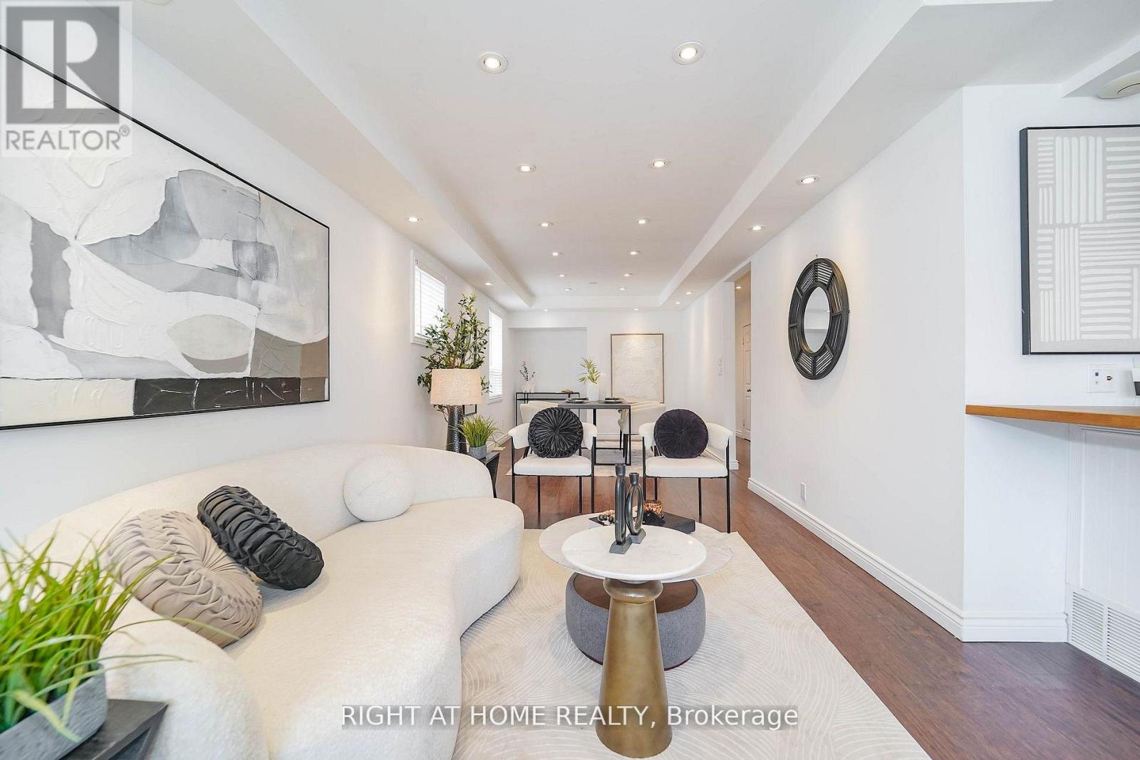 1083 Pharmacy Avenue, Toronto, Ontario  M1R 2H2 - Photo 11 - E13039328