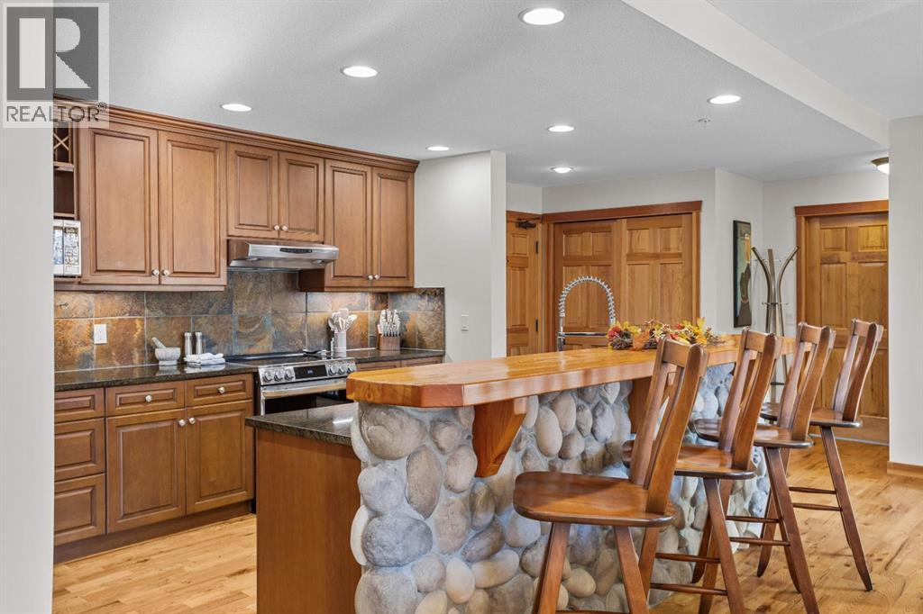 124, 104 Armstrong Place, Canmore, Alberta  T1W 3L5 - Photo 14 - A2304902