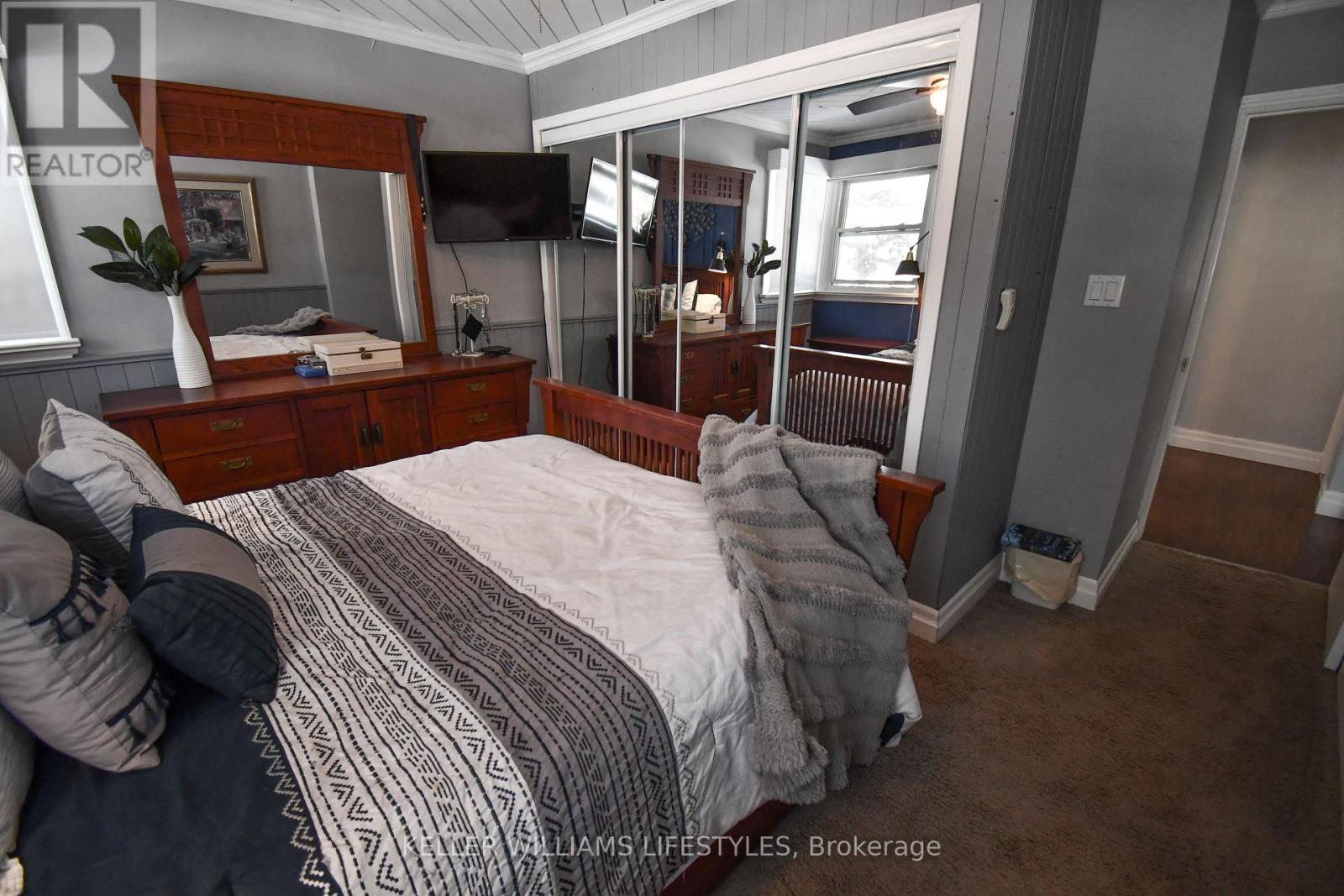 345 Glenrose Drive, London South, Ontario  N6K 2A9 - Photo 22 - X12847444