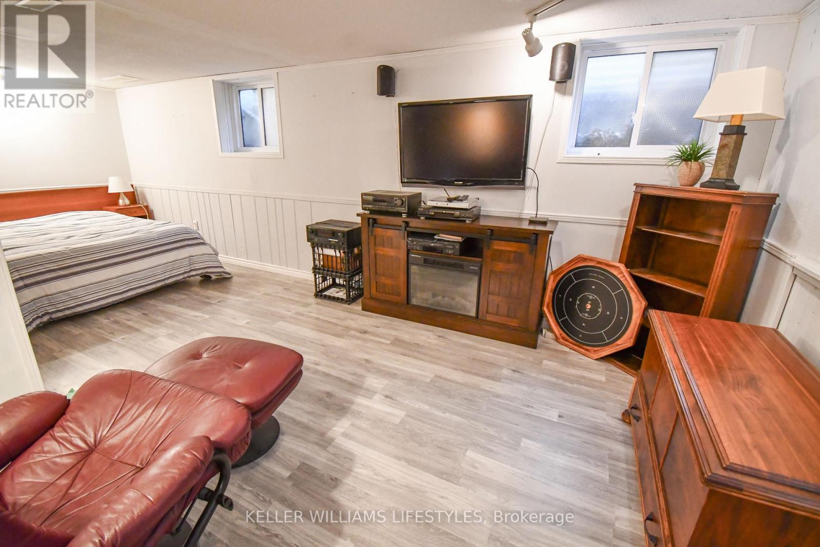 345 Glenrose Drive, London South, Ontario  N6K 2A9 - Photo 30 - X12847444