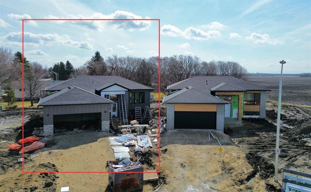 72 Sterling Crescent, Steinbach, Manitoba  R5G 3A5 - Photo 4 - 202608215