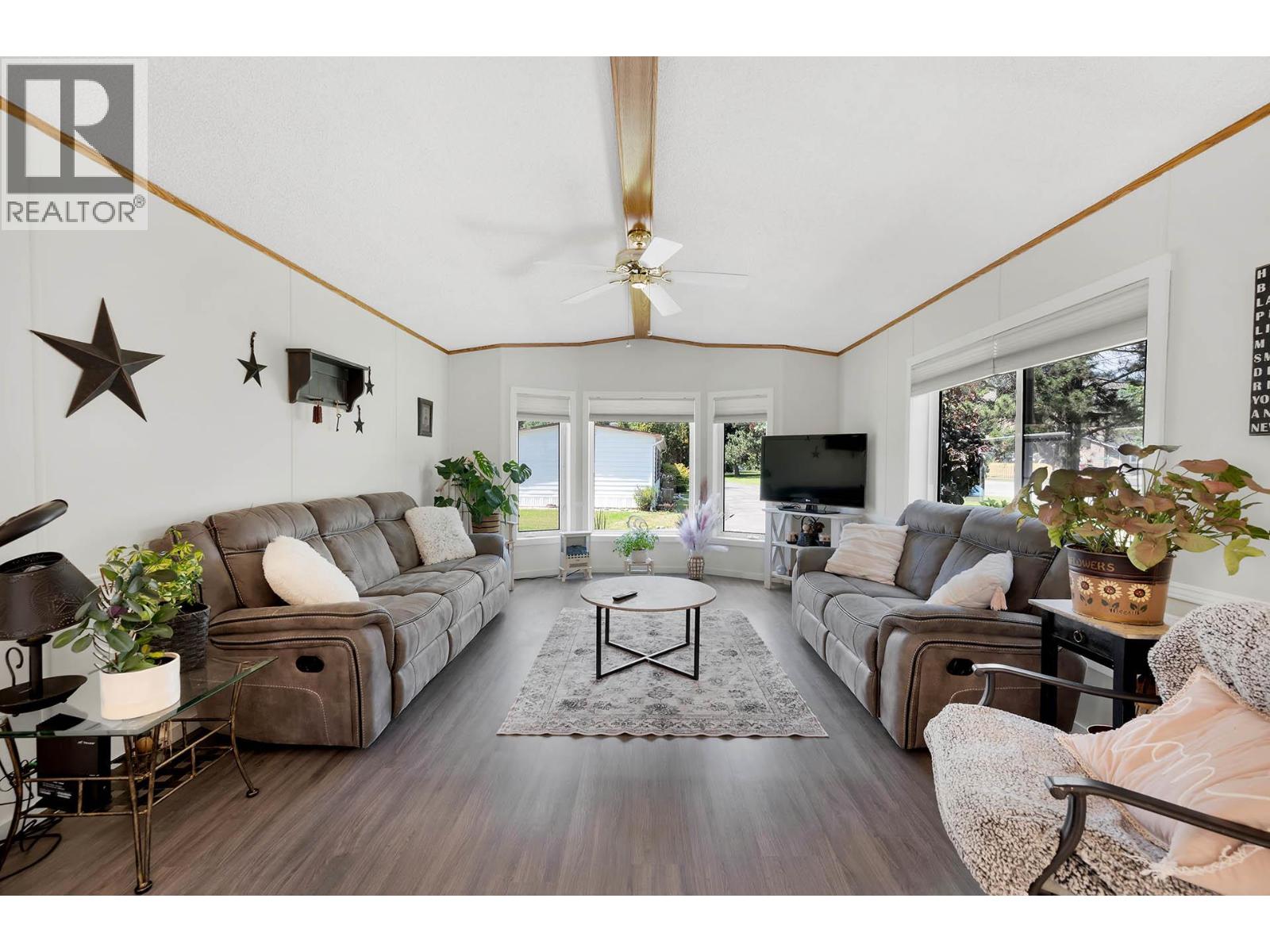 2400 Oakdale Way Unit# 30, Kamloops, British Columbia  V2B 6W7 - Photo 4 - 10384826