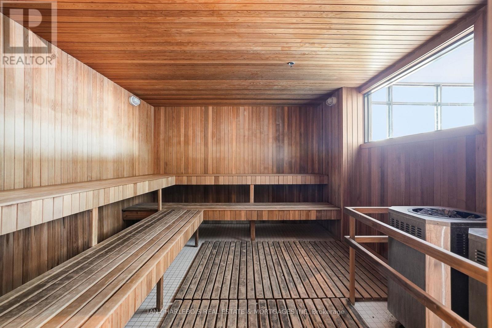 1701 - 255 Bay Street, Ottawa, Ontario  K1R 0C5 - Photo 33 - X12944510