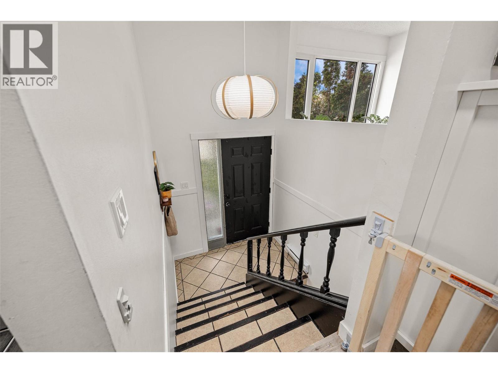 1441 Inkar Road, Kelowna, British Columbia  V1Y 8J1 - Photo 10 - 10383851