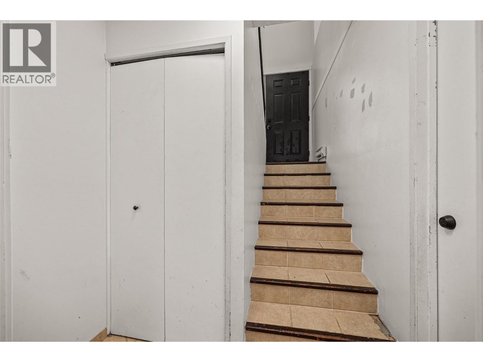 1441 Inkar Road, Kelowna, British Columbia  V1Y 8J1 - Photo 26 - 10383851