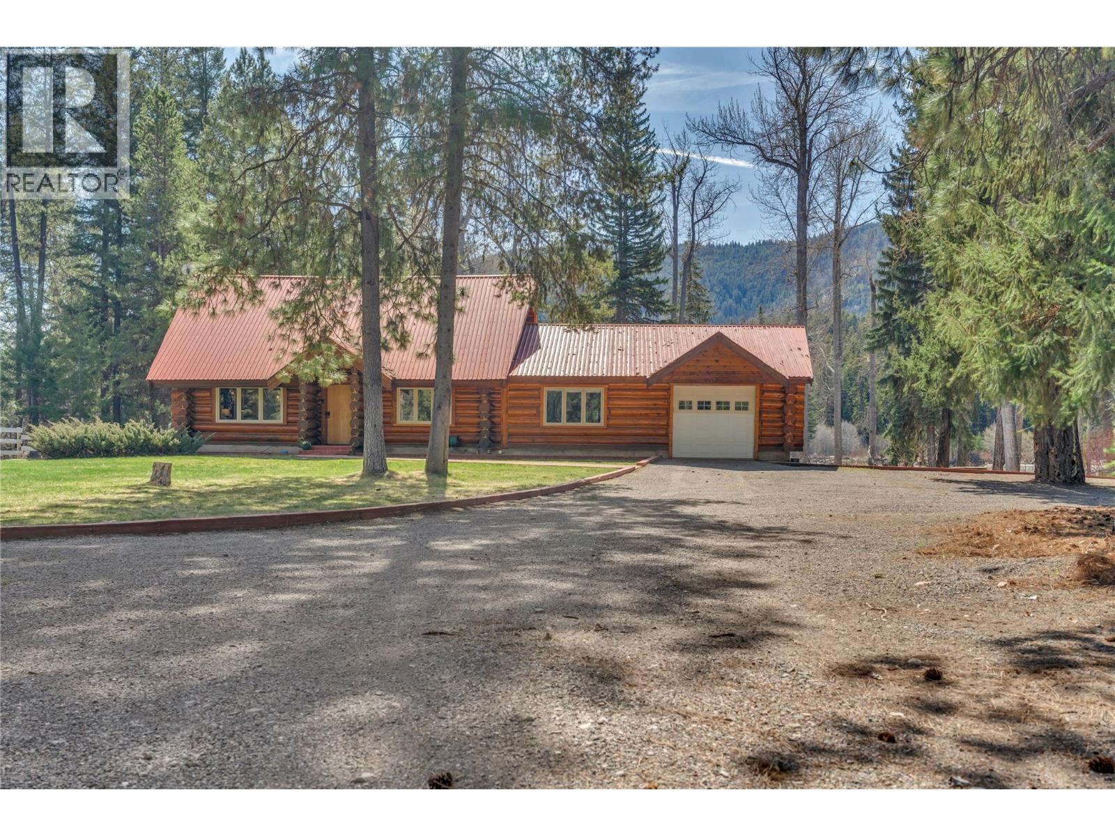 2481 Coalmont Road, Coalmont-Tulameen, British Columbia  V0H 1G0 - Photo 2 - 10383086