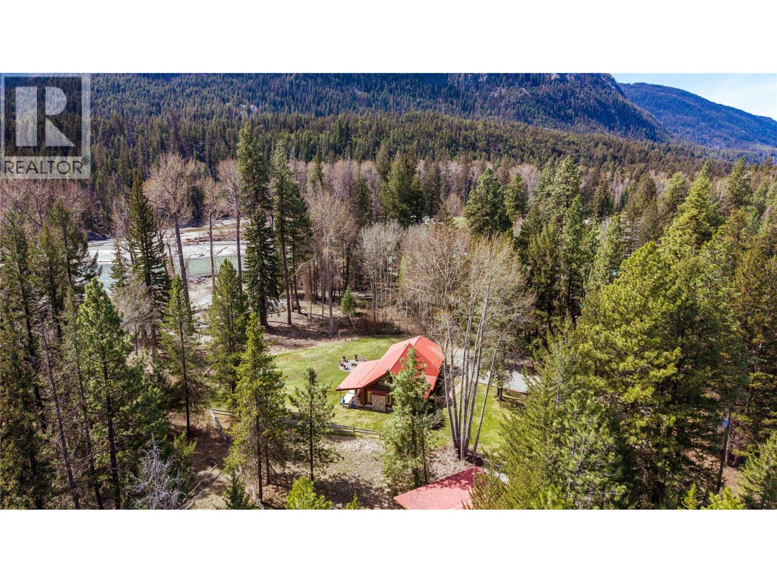 2481 Coalmont Road, Coalmont-Tulameen, British Columbia  V0H 1G0 - Photo 3 - 10383086