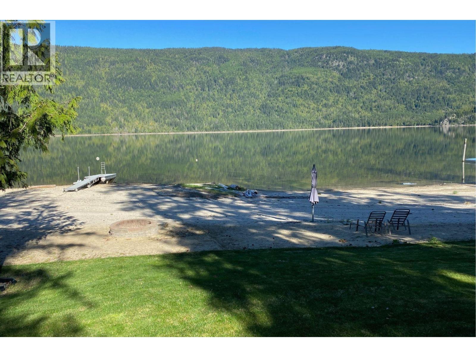 8558 Hwy 97a, Mara, British Columbia  V0E 2K0 - Photo 1 - 10381889