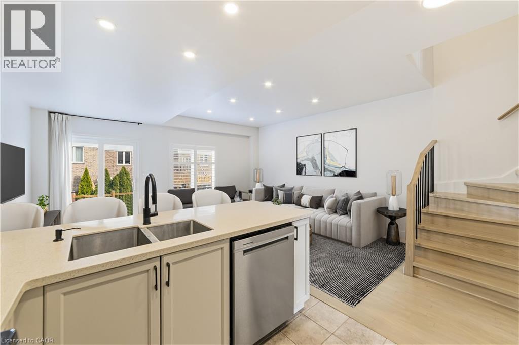 92 Benziger Lane, Stoney Creek, Ontario  L8E 6G5 - Photo 9 - 40823435