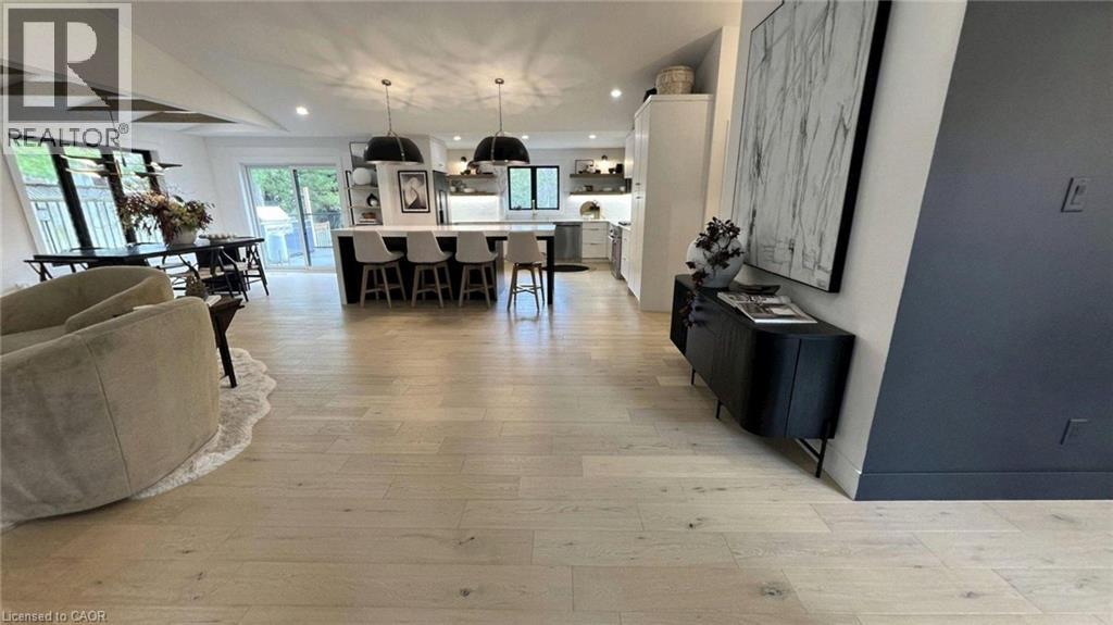 10118 John Street, Grand Bend, Ontario  N0M 1T0 - Photo 5 - 40823361