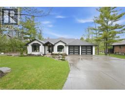 10118 JOHN Street, Grand Bend, Ontario