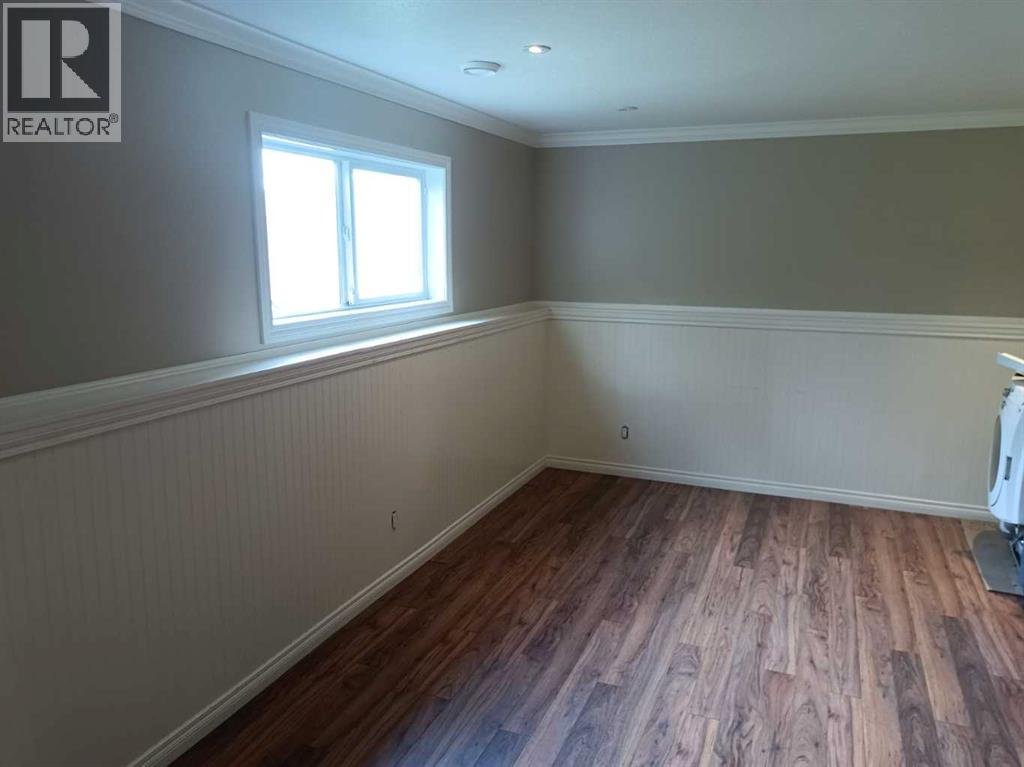 2 Holsworth Place, Sylvan Lake, Alberta  T4S 0C5 - Photo 7 - A2250258