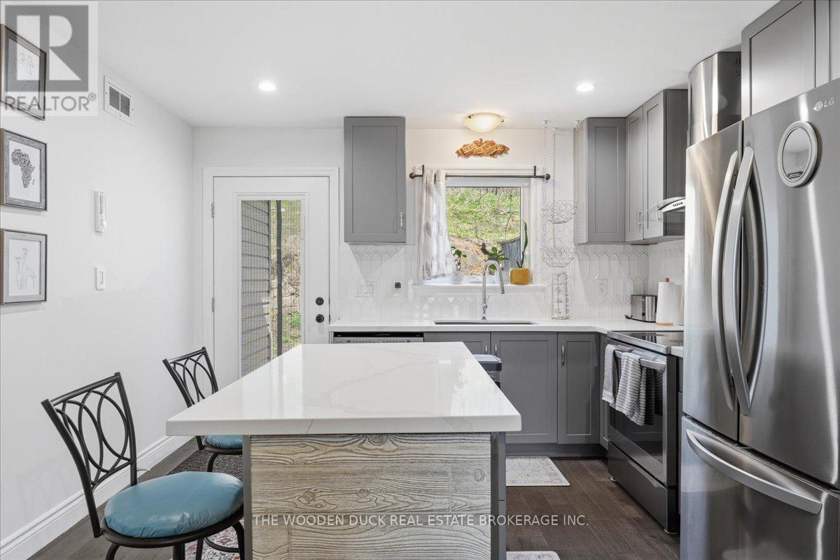 96 Livingstone Avenue W, Centre Hastings, Ontario  K0K 2K0 - Photo 9 - X13043128