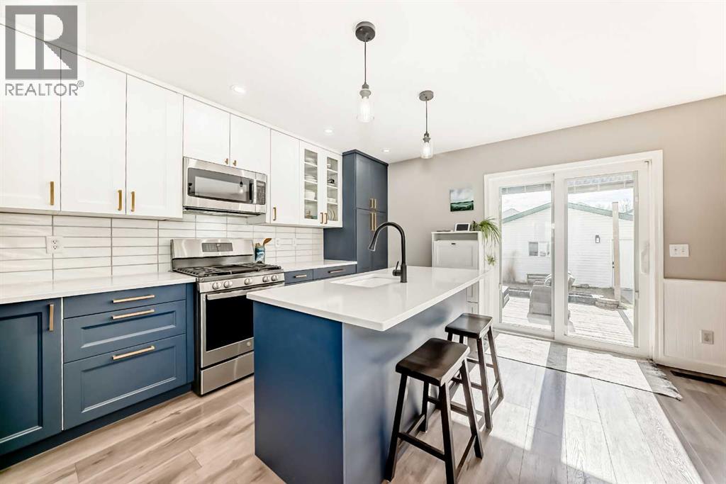 136 Hidden Hills Road Nw, Calgary, Alberta  T3A 5Y2 - Photo 6 - A2300585