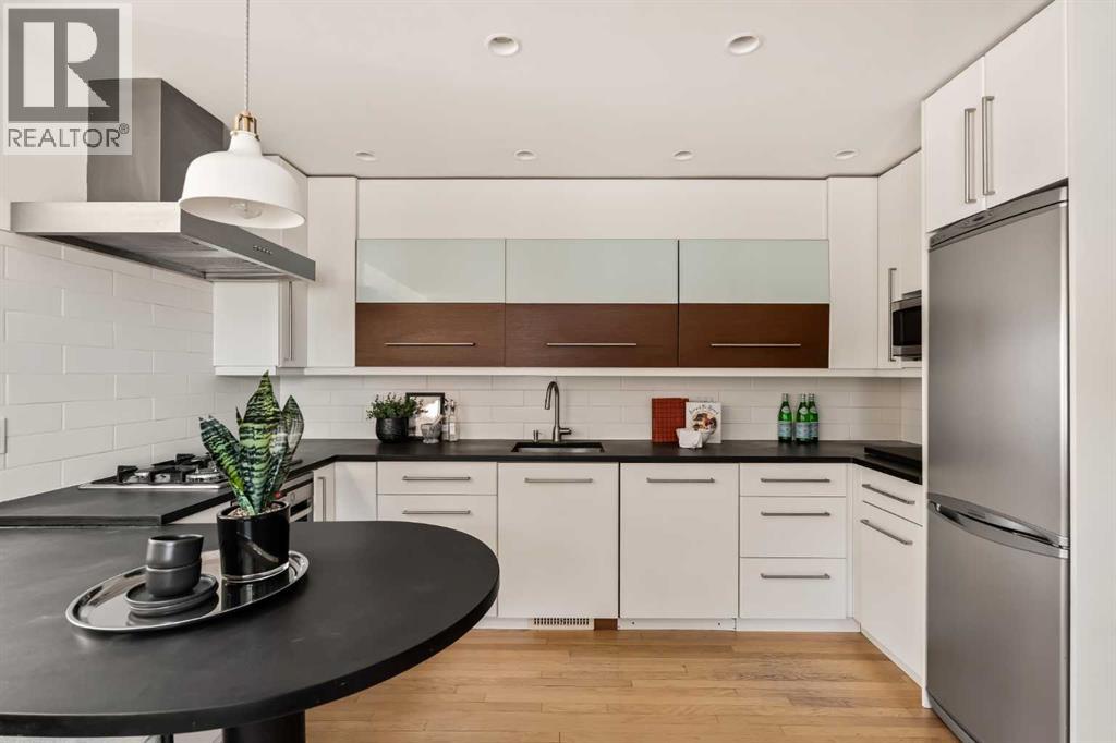 618 51 Avenue SW, Calgary, Alberta  T2V 0A5 - Photo 12 - A2304060