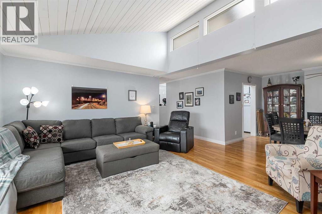 408, 3730 50 Street Nw, Calgary, Alberta  T3A 2V9 - Photo 1 - A2304393