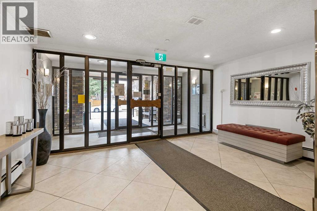 408, 3730 50 Street Nw, Calgary, Alberta  T3A 2V9 - Photo 4 - A2304393