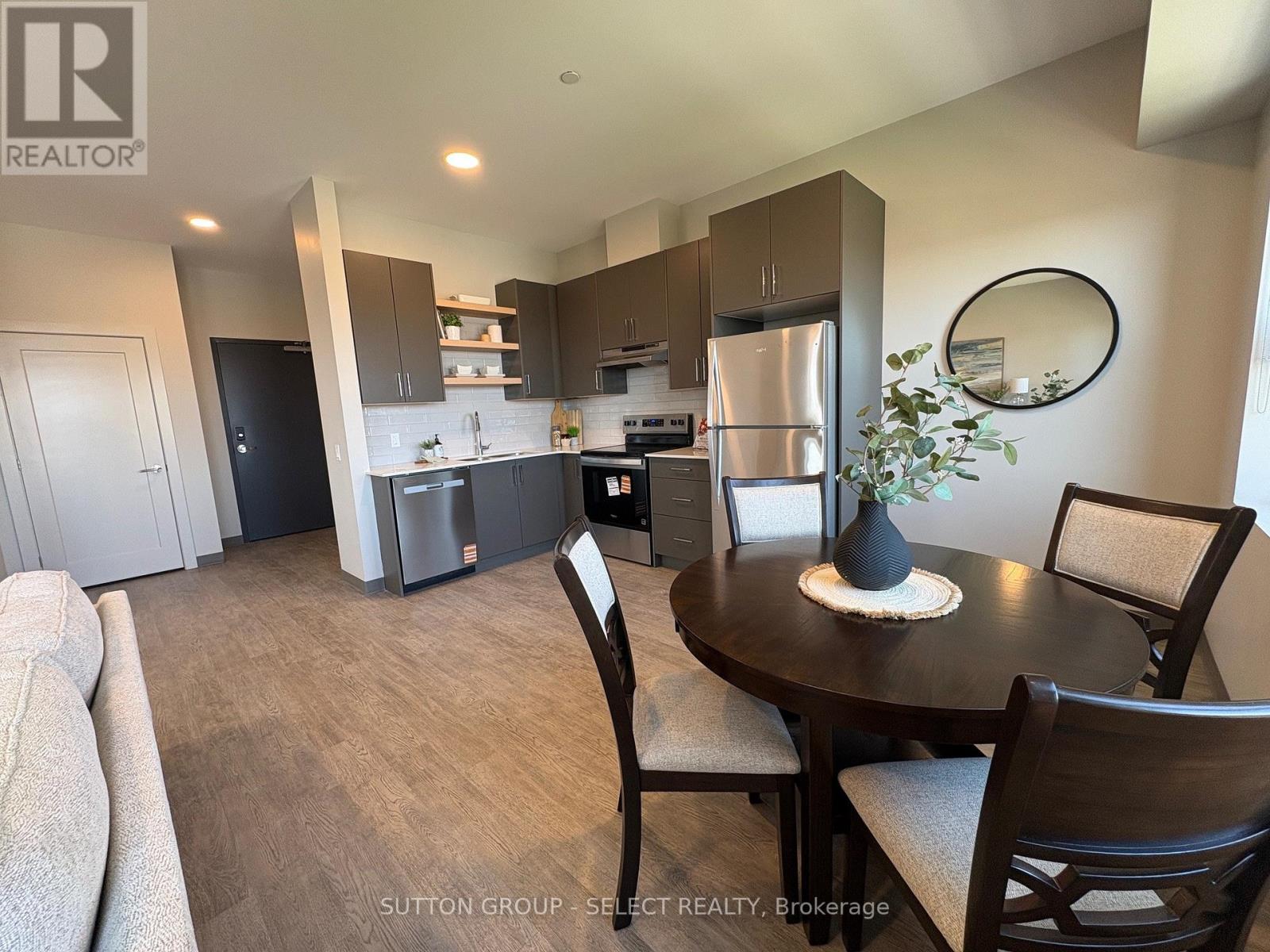 813 - 195 DUFFERIN AVENUE, London East, Ontario