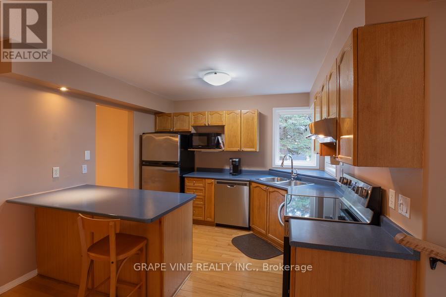 1 Newcastle Avenue, Ottawa, Ontario  K2K 2R2 - Photo 11 - X13042974
