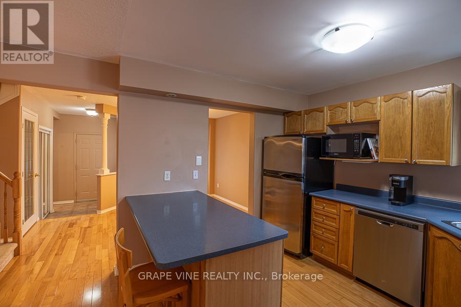 1 Newcastle Avenue, Ottawa, Ontario  K2K 2R2 - Photo 12 - X13042974