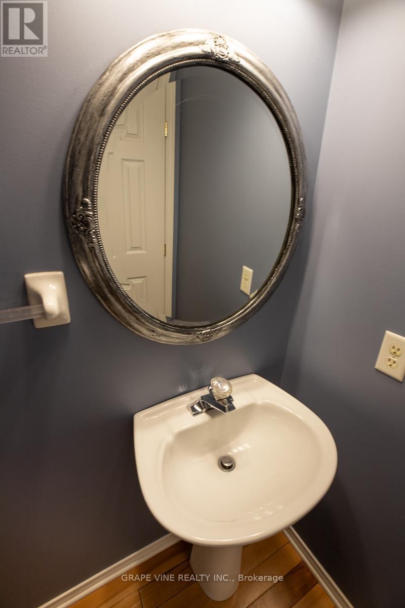 1 Newcastle Avenue, Ottawa, Ontario  K2K 2R2 - Photo 18 - X13042974