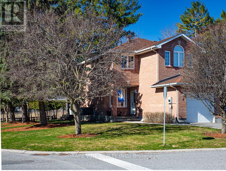 1 Newcastle Avenue, Ottawa, Ontario  K2K 2R2 - Photo 2 - X13042974