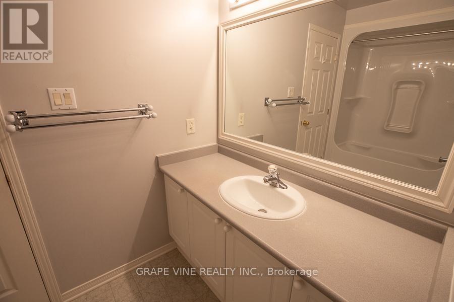 1 Newcastle Avenue, Ottawa, Ontario  K2K 2R2 - Photo 25 - X13042974
