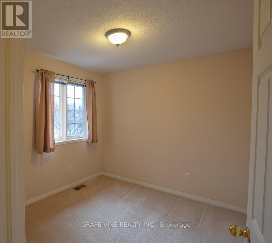 1 Newcastle Avenue, Ottawa, Ontario  K2K 2R2 - Photo 29 - X13042974