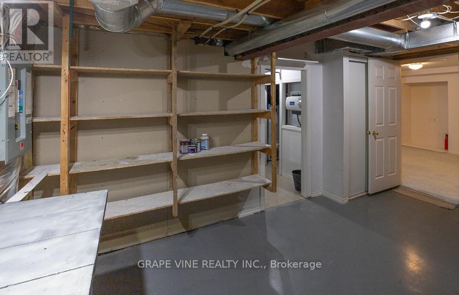 1 Newcastle Avenue, Ottawa, Ontario  K2K 2R2 - Photo 39 - X13042974