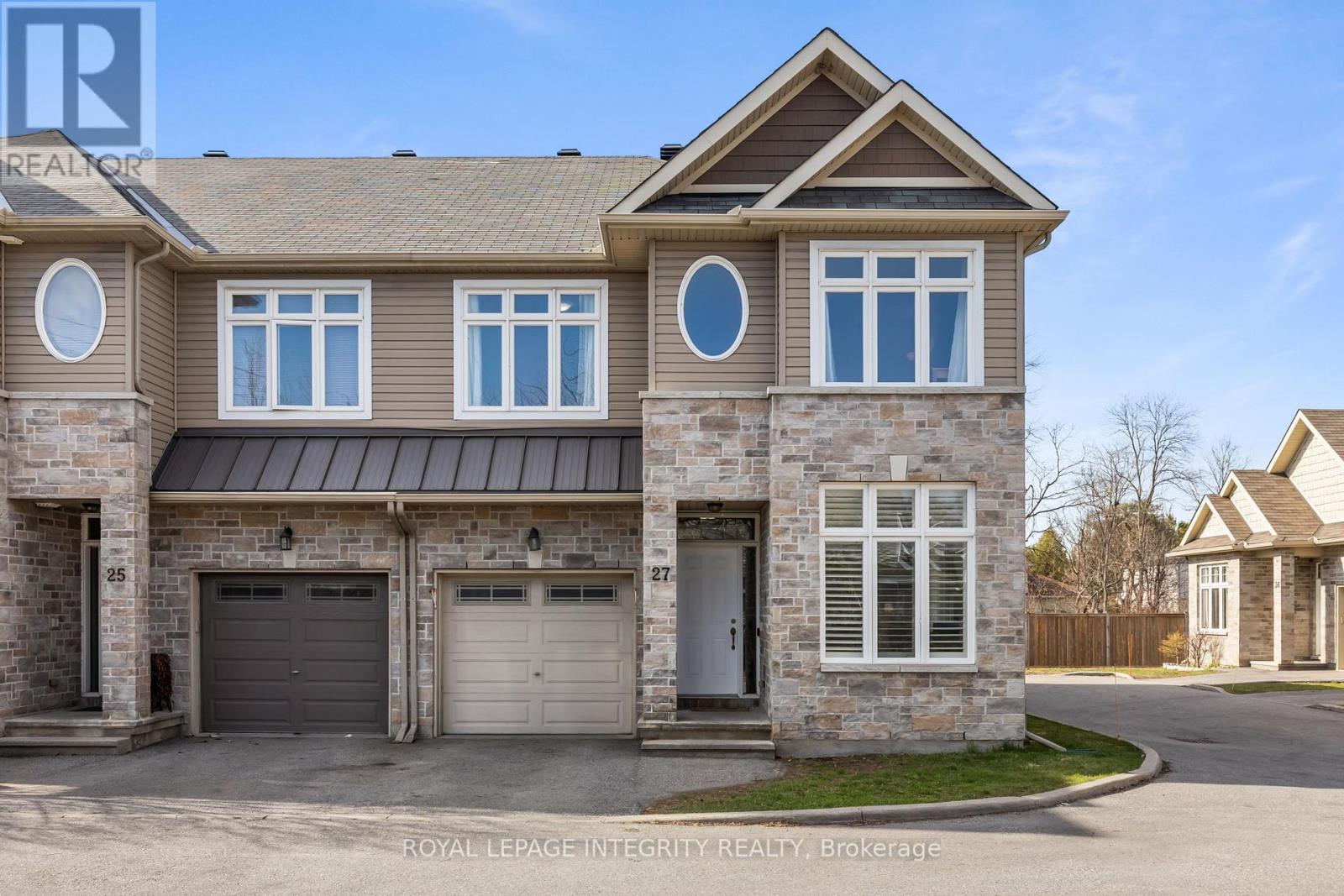 27 ORANGE BLOSSOM PRIVATE, ottawa, Ontario