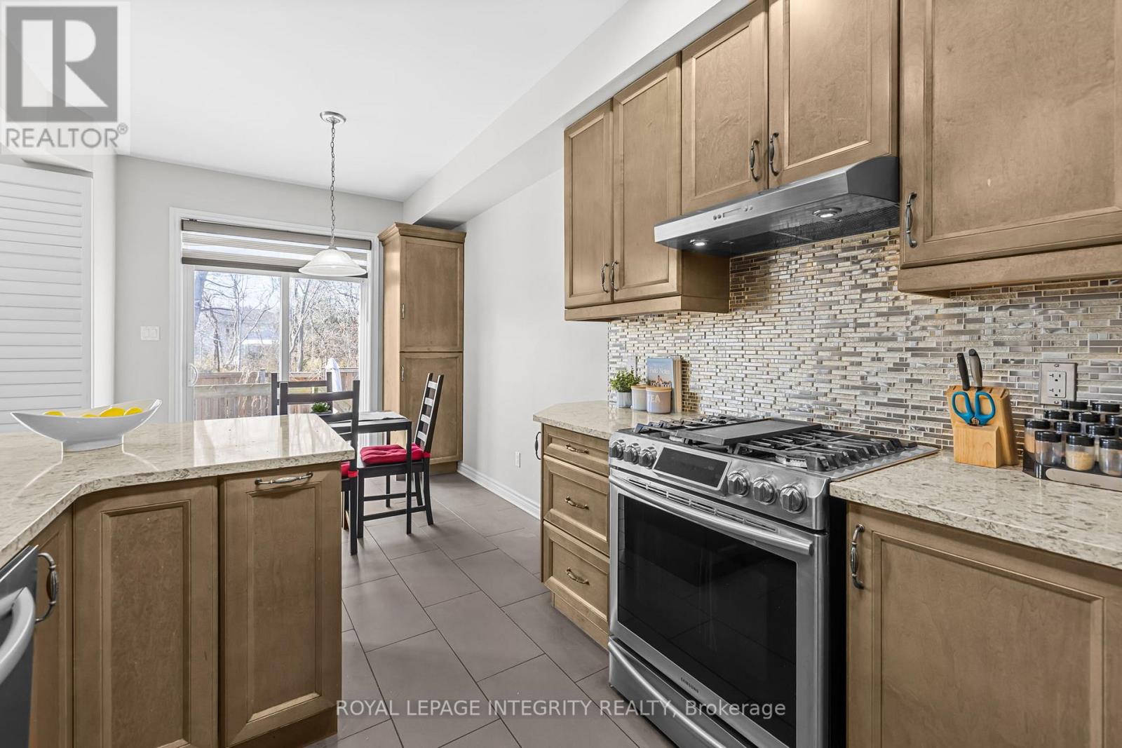 27 Orange Blossom Private, Ottawa, Ontario  K1T 0M9 - Photo 18 - X13042992