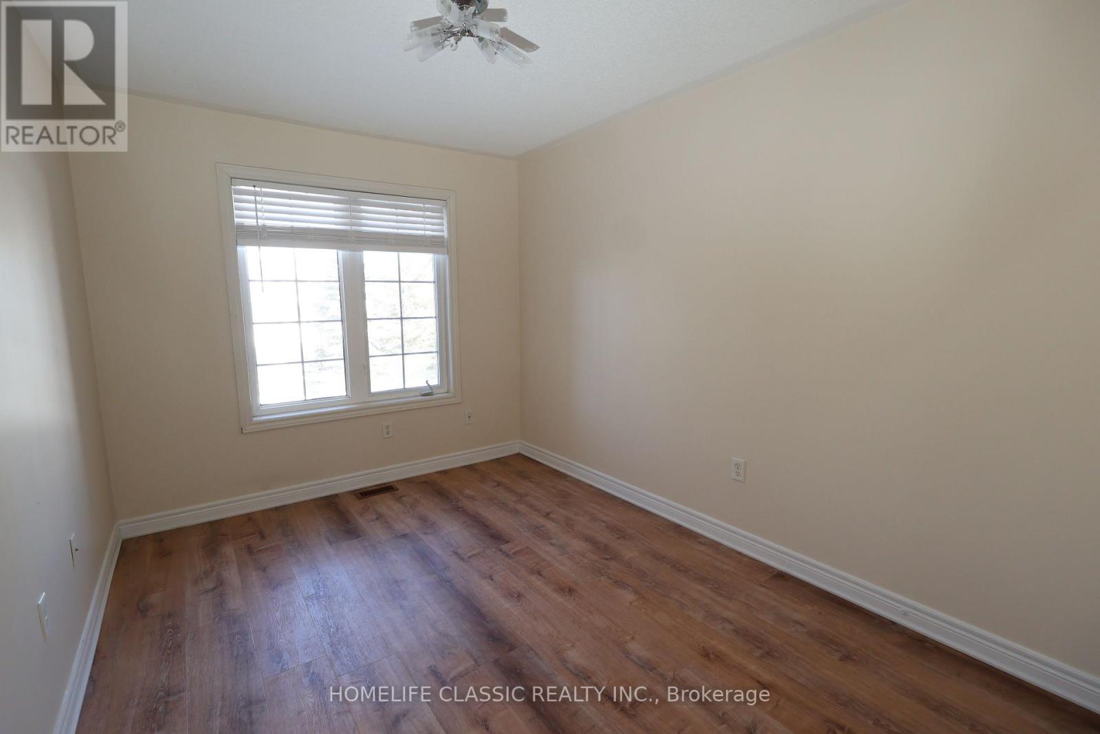 41 Chelton Dr Drive, Richmond Hill, Ontario  L4E 4A9 - Photo 12 - N12901960