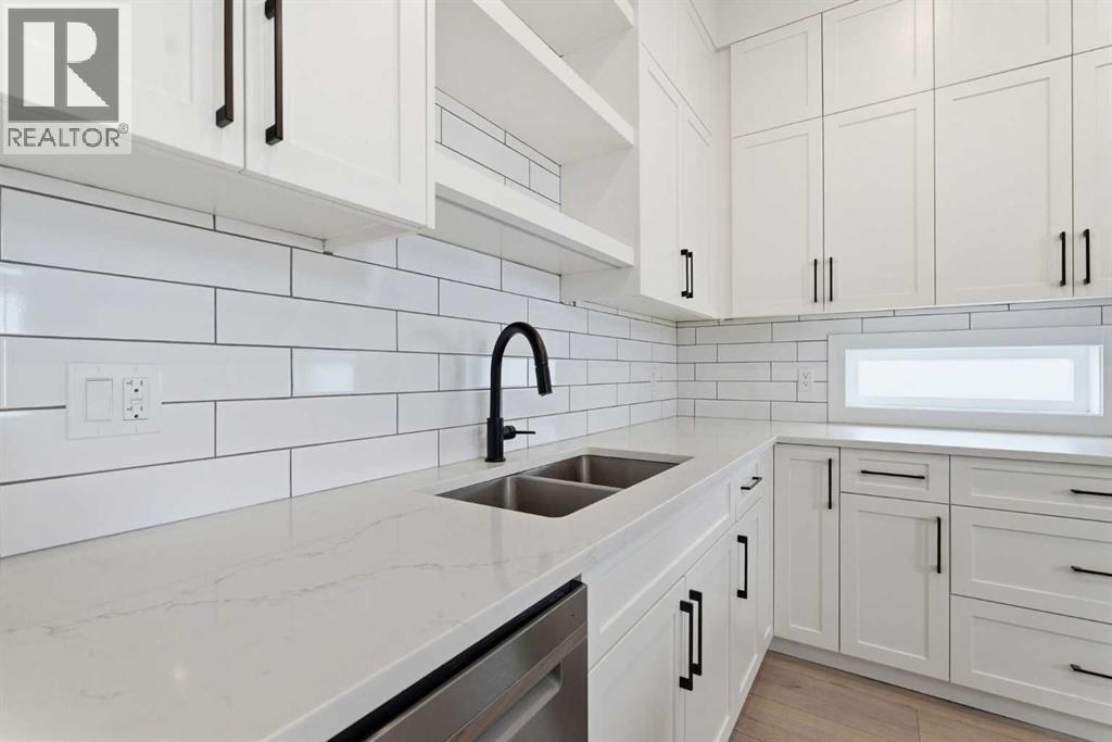 56 Iris Crescent, Okotoks, Alberta  T1S 5V6 - Photo 12 - A2299932