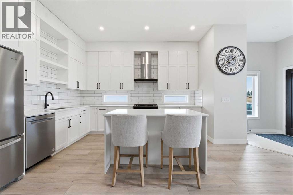 56 Iris Crescent, Okotoks, Alberta  T1S 5V6 - Photo 14 - A2299932