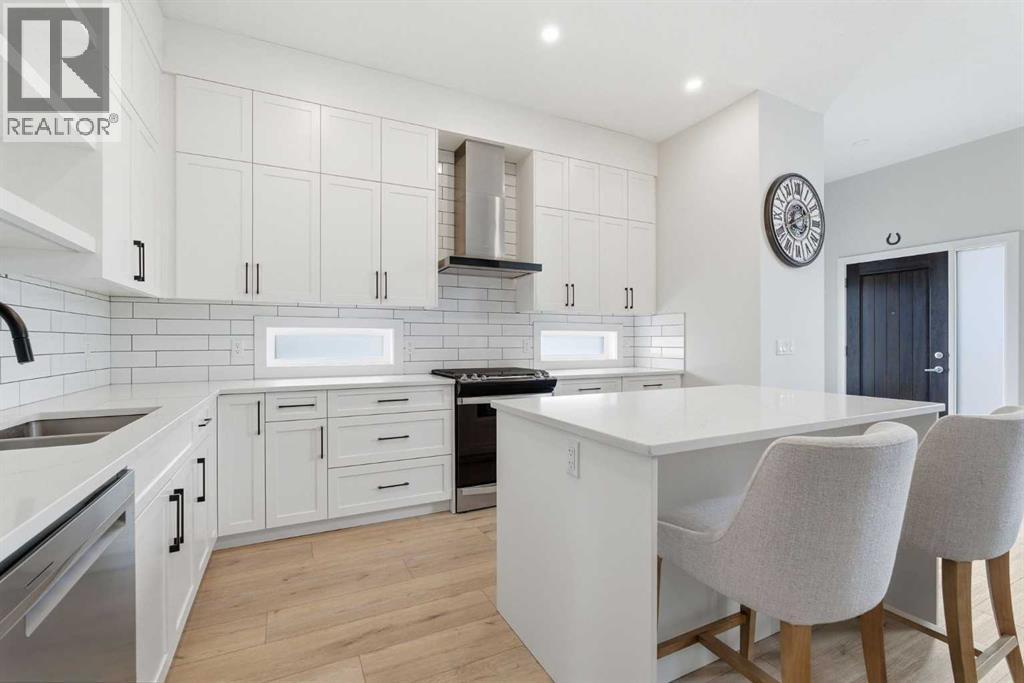 56 Iris Crescent, Okotoks, Alberta  T1S 5V6 - Photo 16 - A2299932