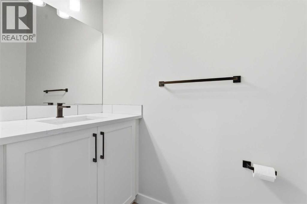 56 Iris Crescent, Okotoks, Alberta  T1S 5V6 - Photo 18 - A2299932