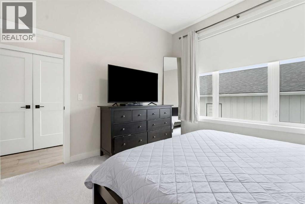 56 Iris Crescent, Okotoks, Alberta  T1S 5V6 - Photo 21 - A2299932