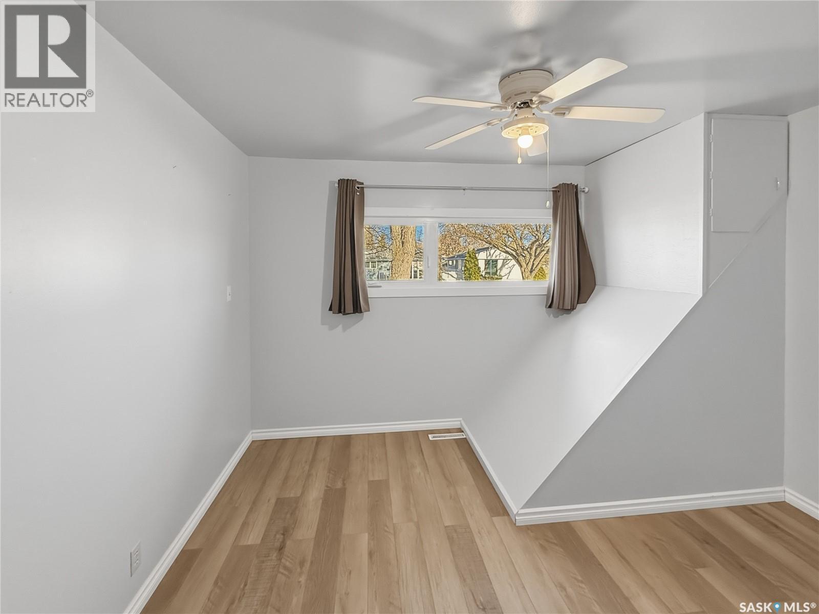 444 5th Avenue Se, Swift Current, Saskatchewan  S9H 3N4 - Photo 12 - SK033827